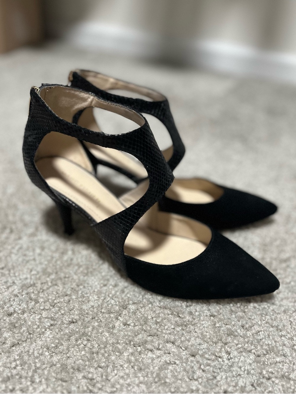 Marc Fisher Black Pointed-Toe Cutout Heels - Picture 1 of 2